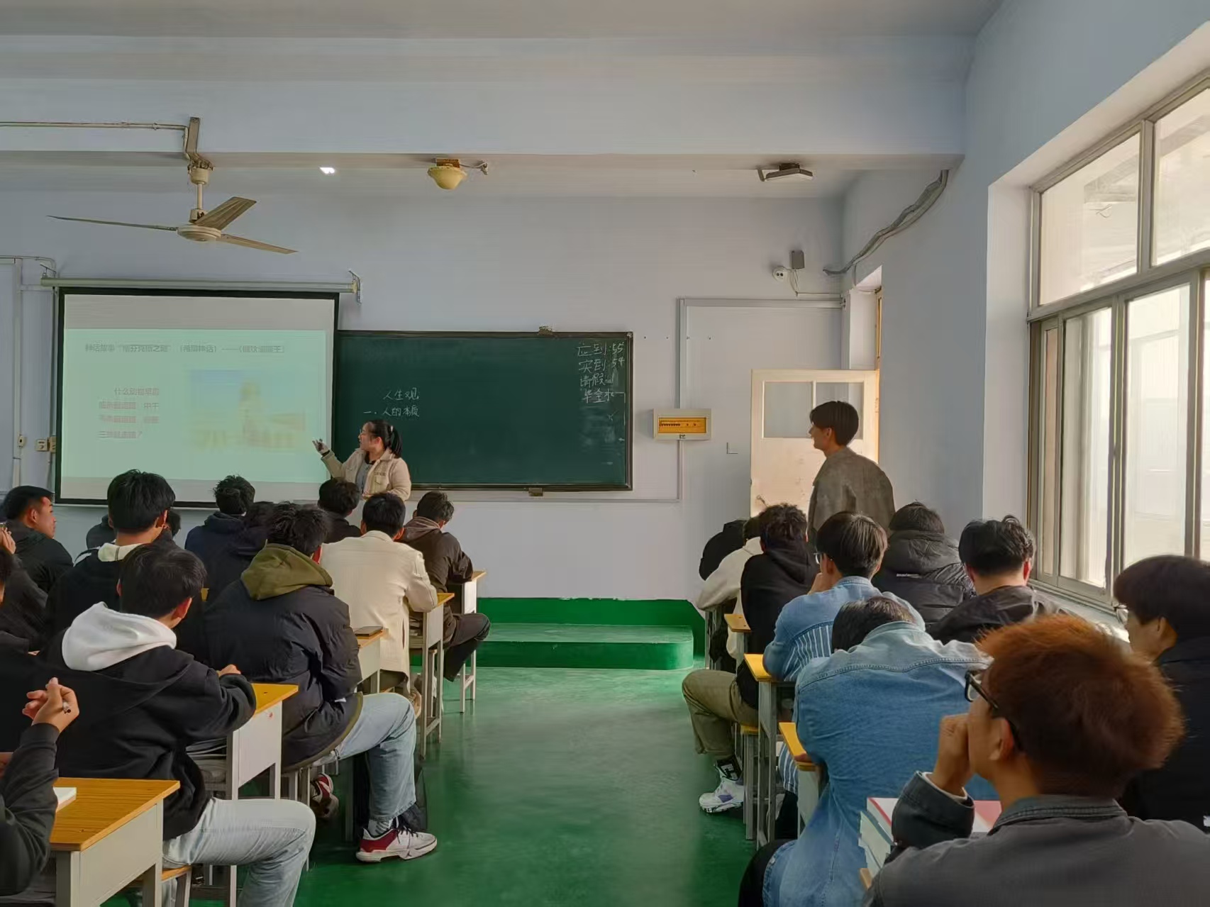 少妇被又大又粗又爽久久