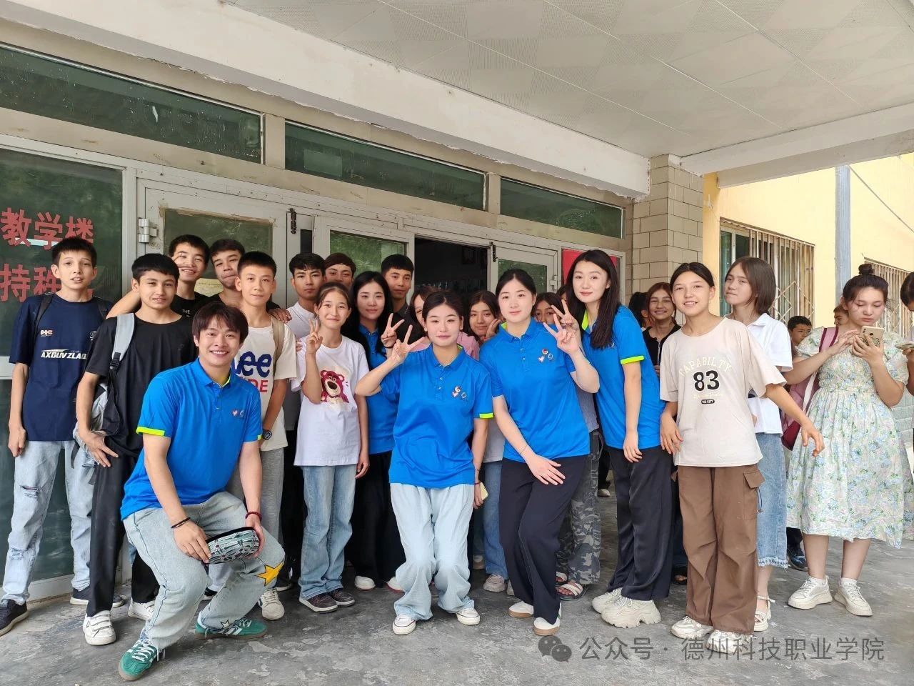 少妇被又大又粗又爽久久