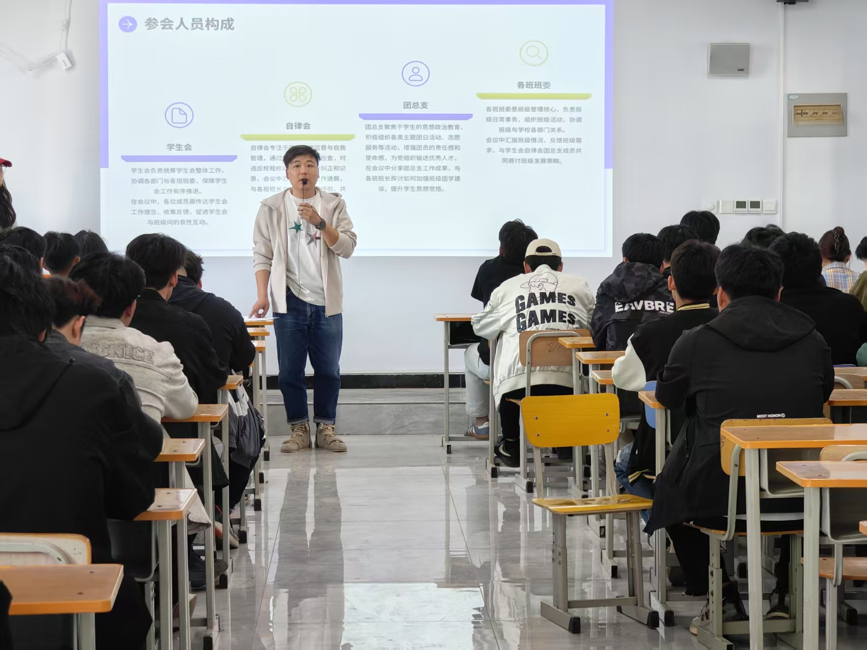 少妇被又大又粗又爽久久