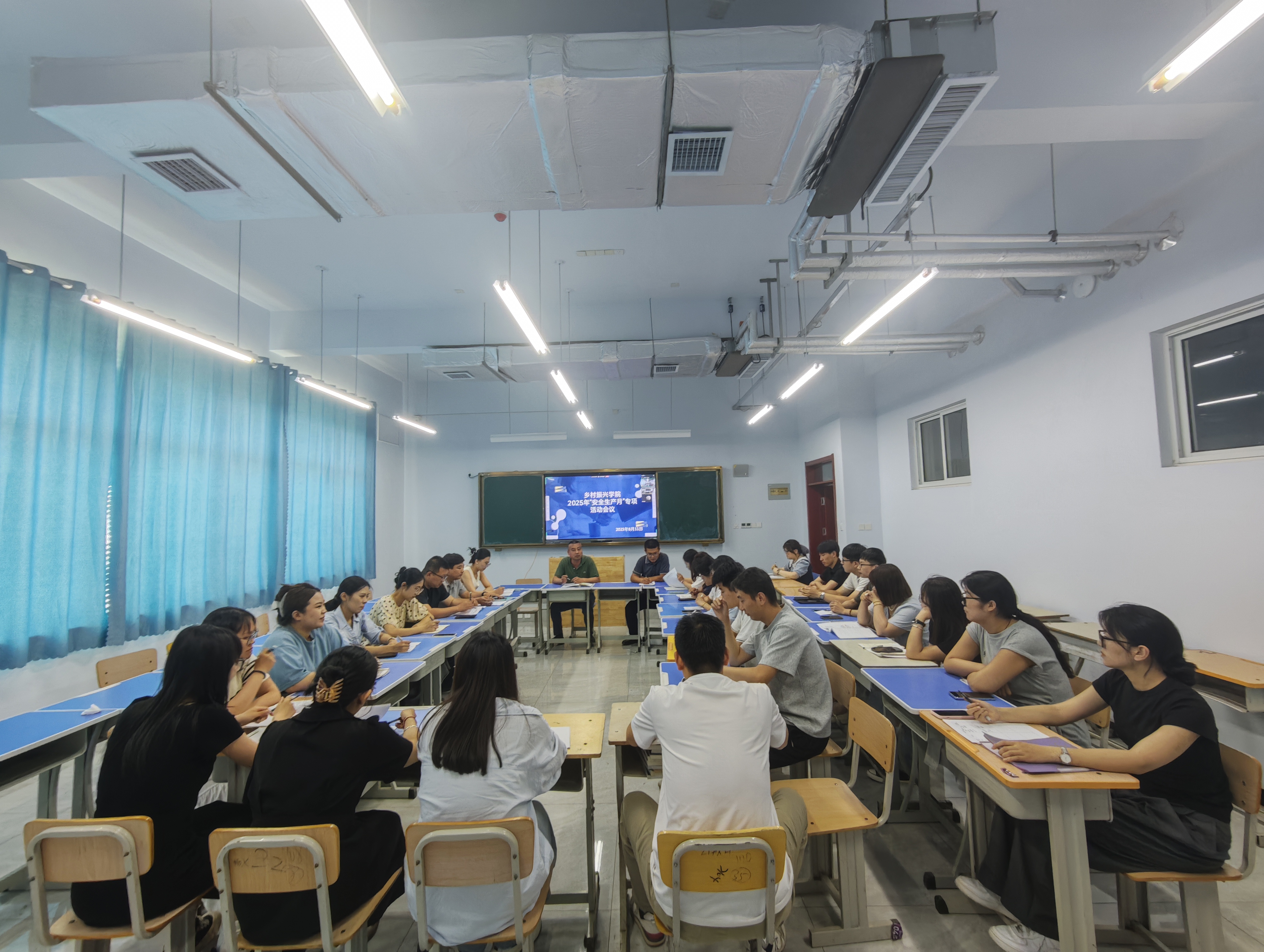 少妇被又大又粗又爽久久