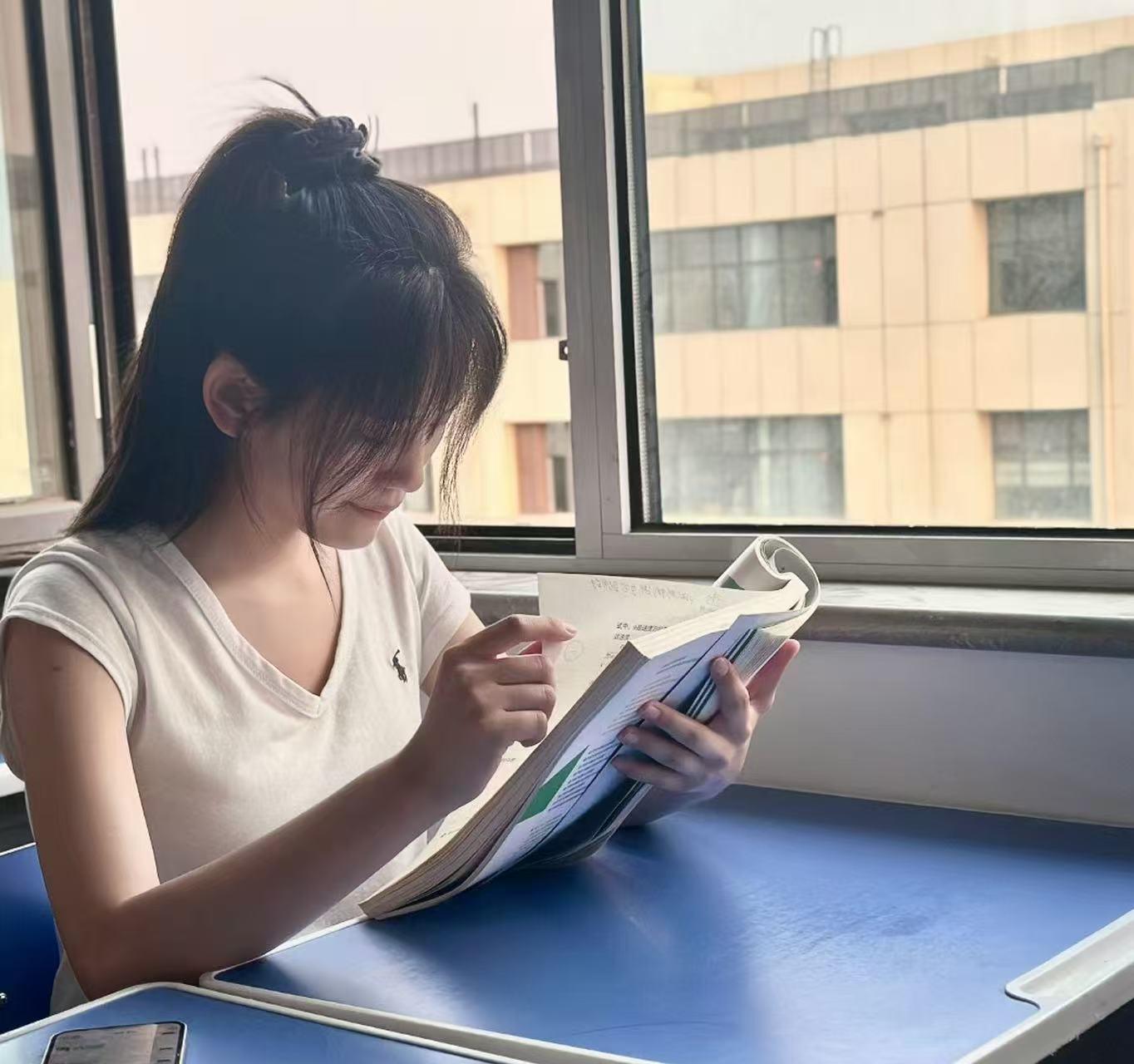 少妇被又大又粗又爽久久