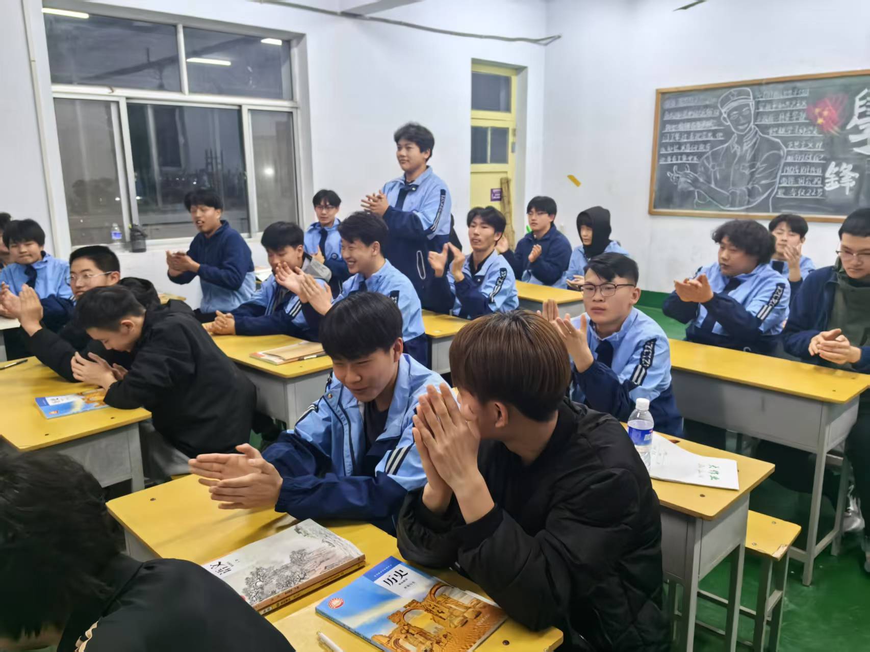 少妇被又大又粗又爽久久