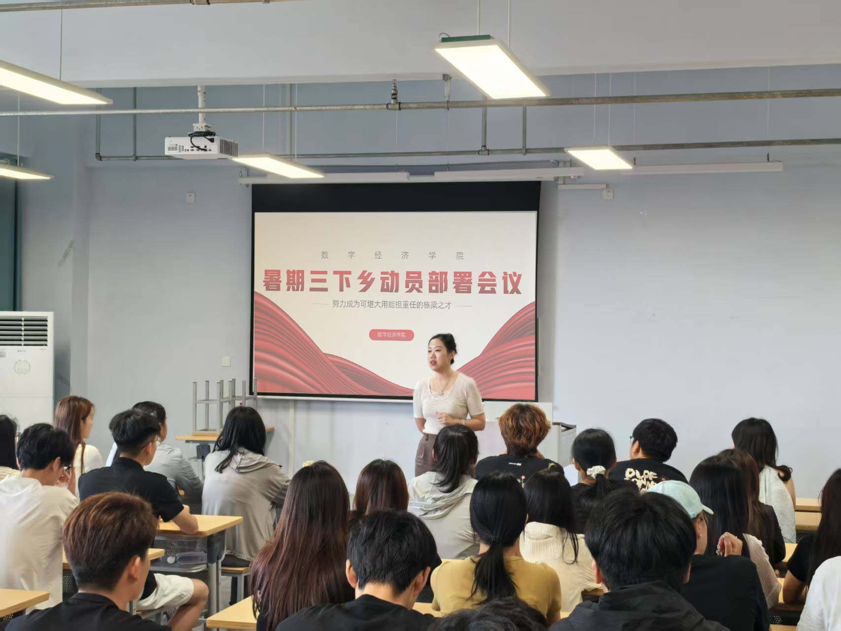 少妇被又大又粗又爽久久