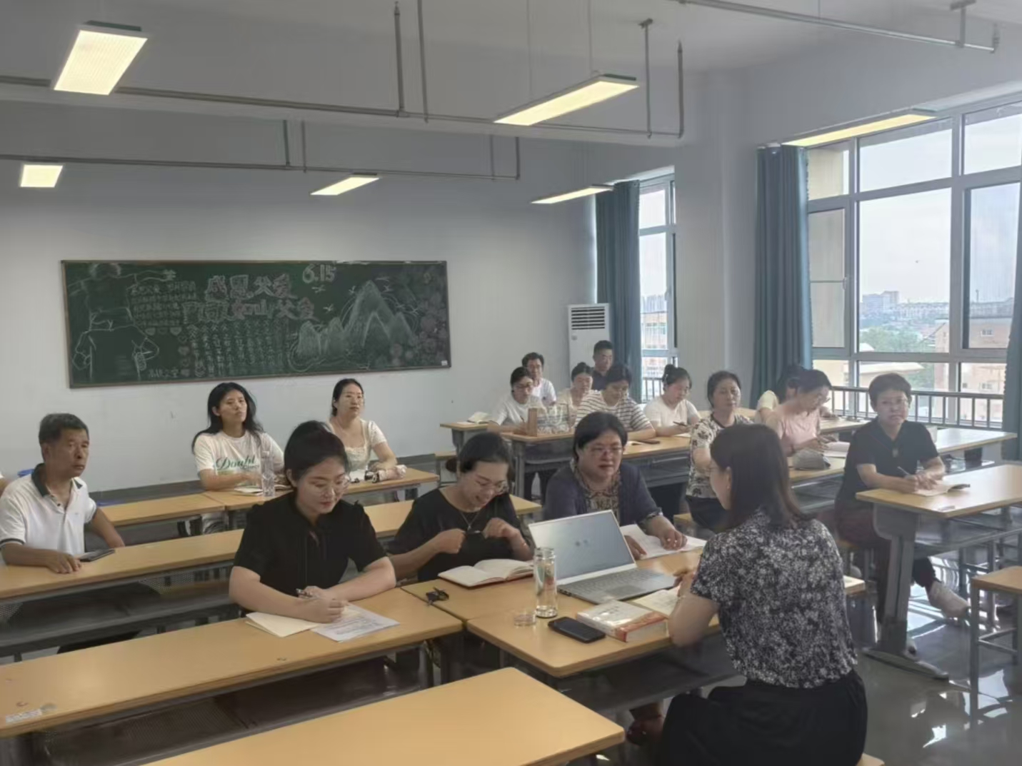 少妇被又大又粗又爽久久