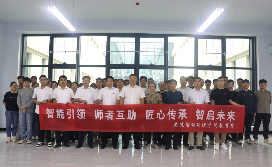 少妇被又大又粗又爽久久