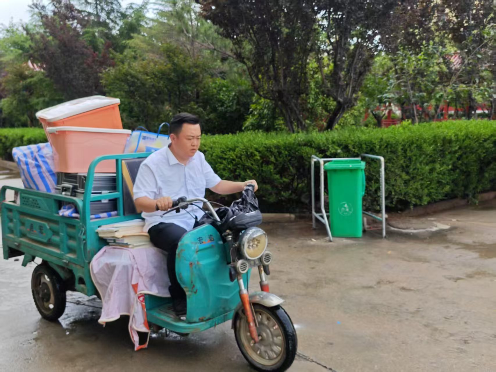 少妇被又大又粗又爽久久