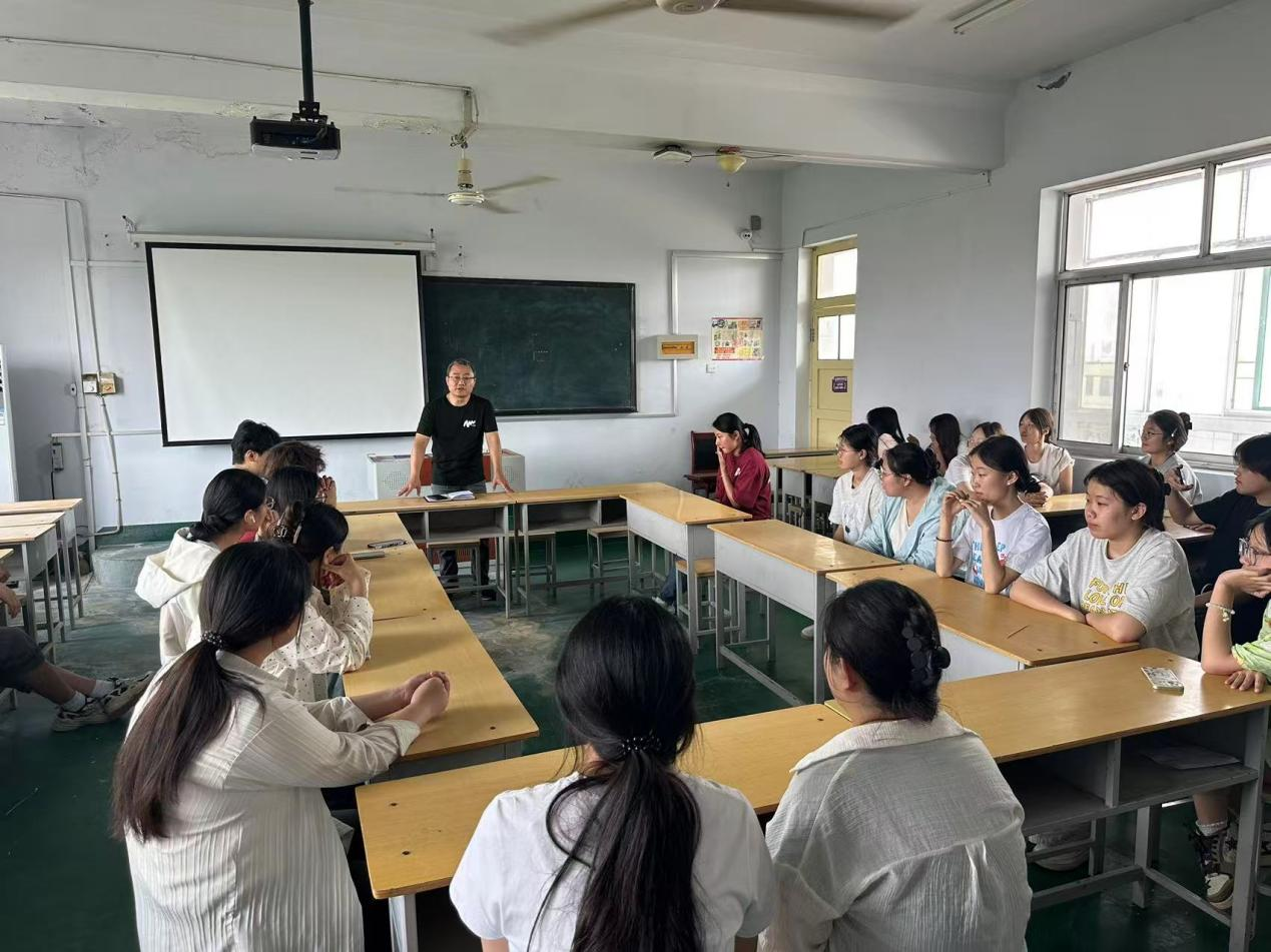 少妇被又大又粗又爽久久