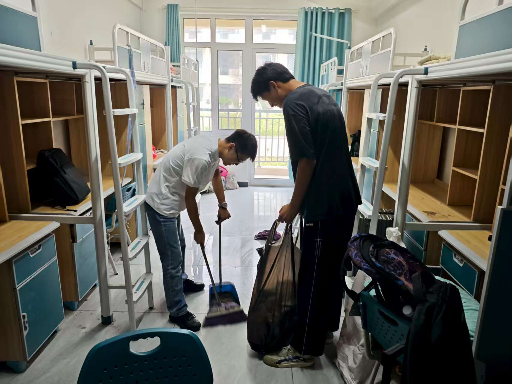 少妇被又大又粗又爽久久