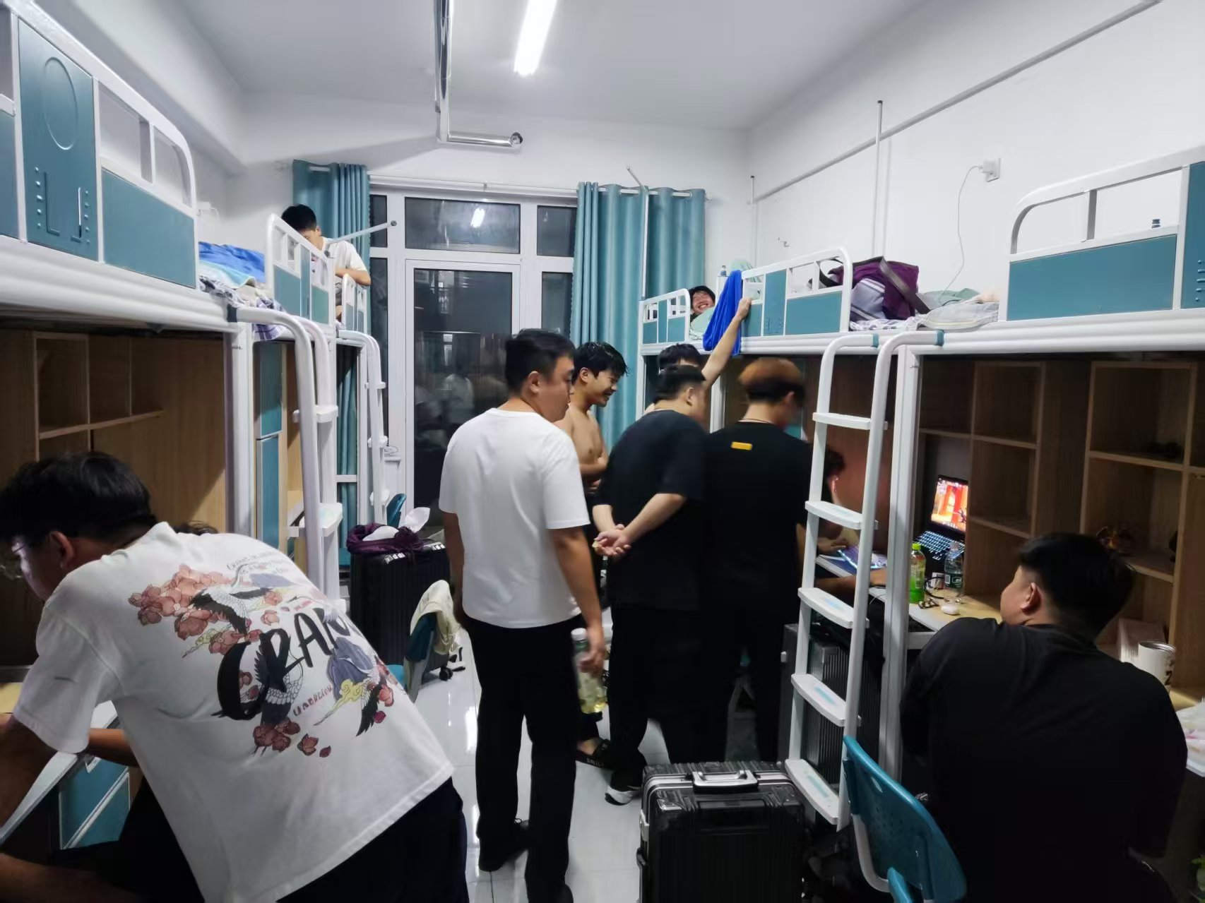 少妇被又大又粗又爽久久