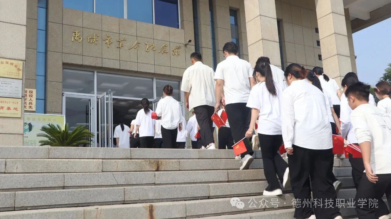 少妇被又大又粗又爽久久