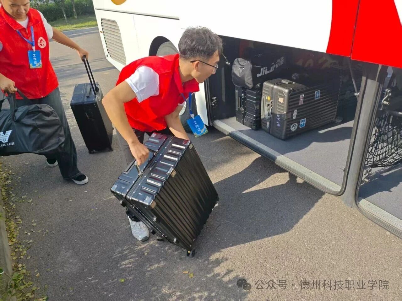 少妇被又大又粗又爽久久