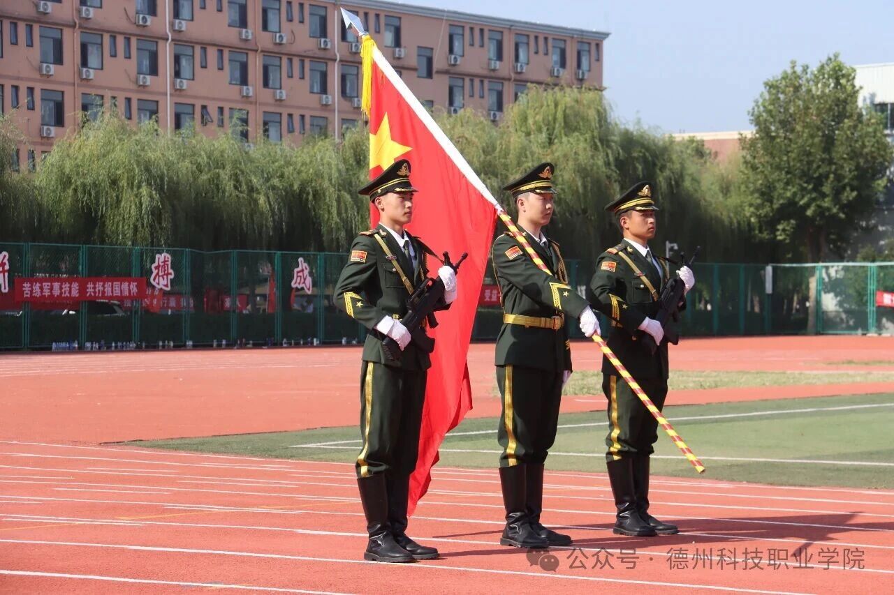 少妇被又大又粗又爽久久