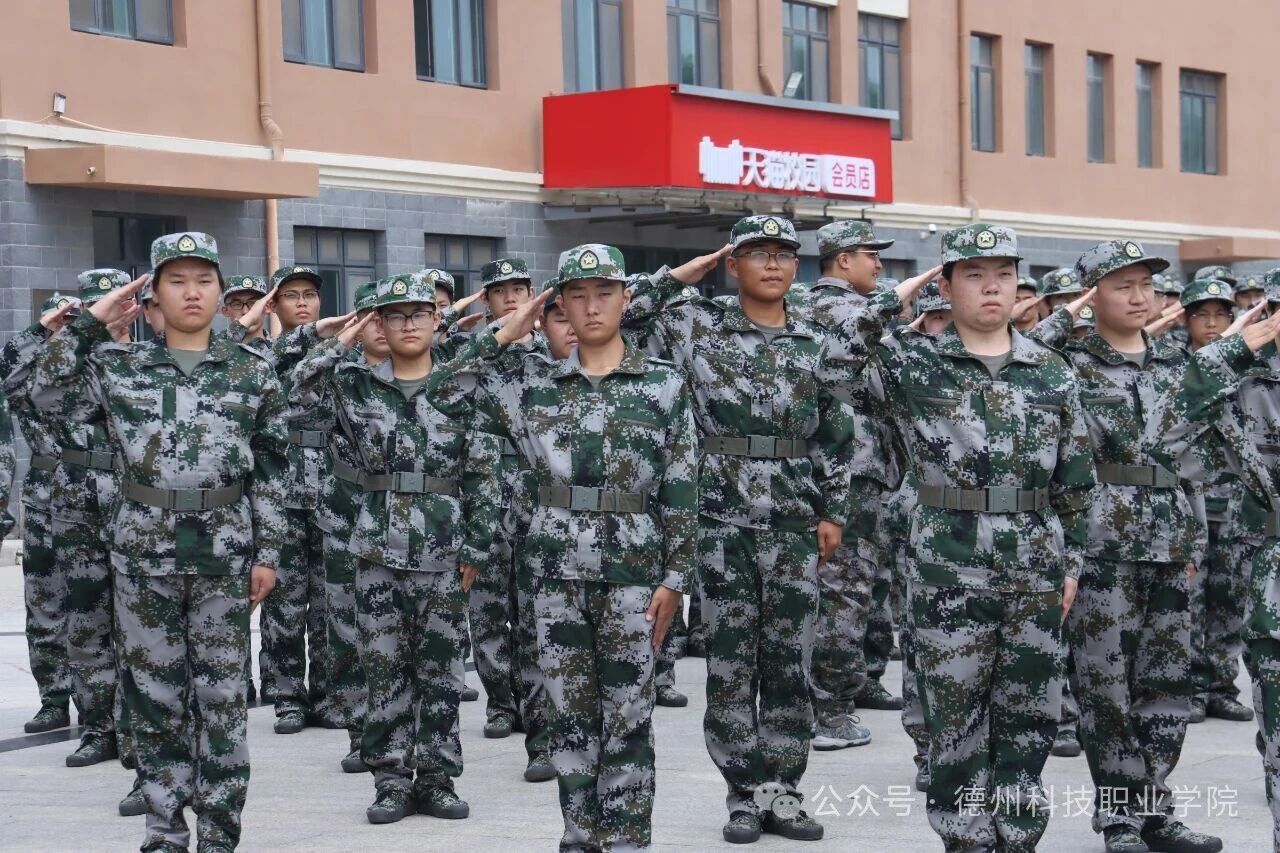 少妇被又大又粗又爽久久