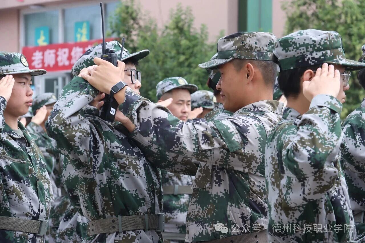 少妇被又大又粗又爽久久