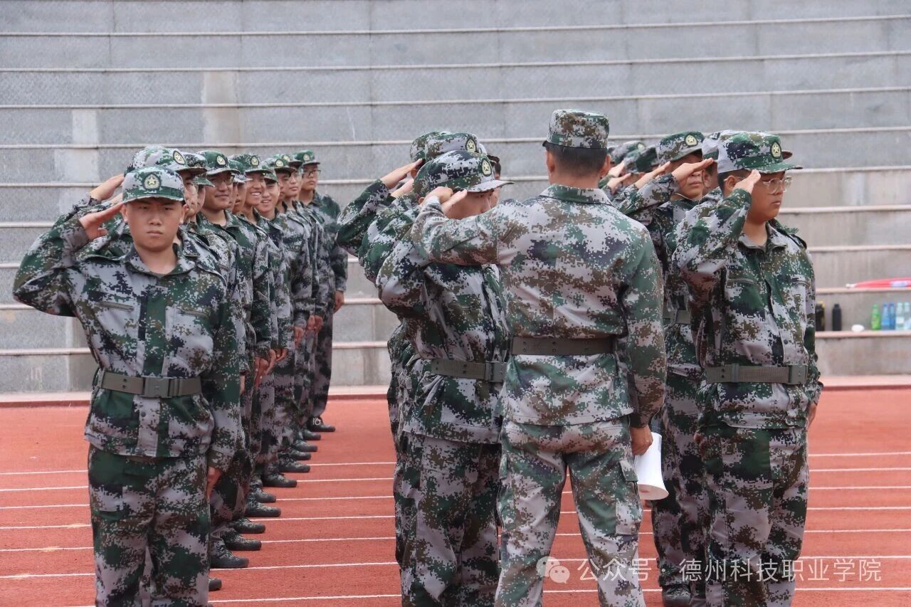 少妇被又大又粗又爽久久