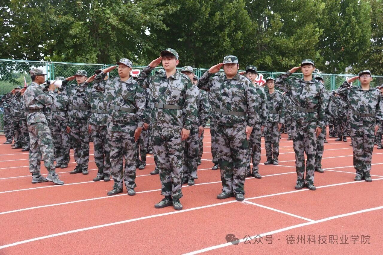 少妇被又大又粗又爽久久