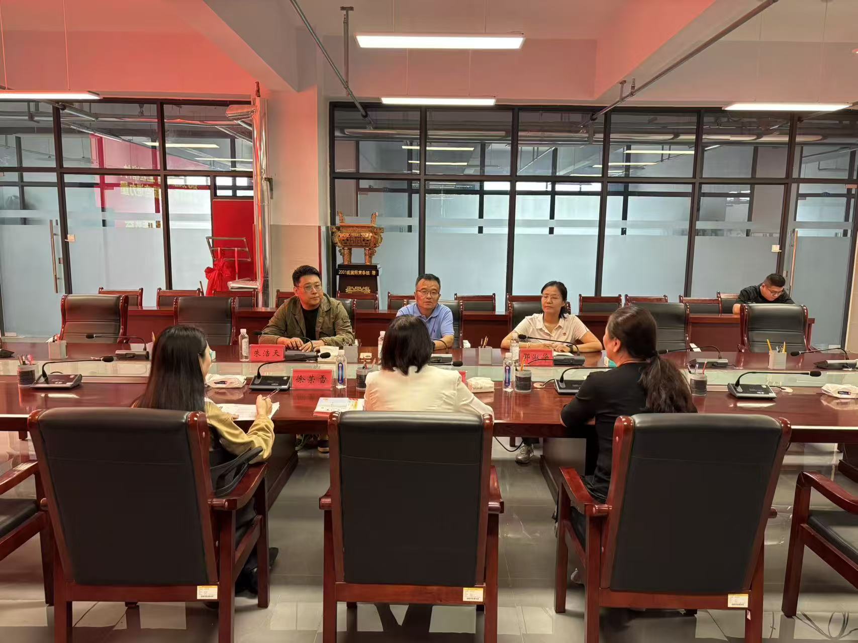 少妇被又大又粗又爽久久