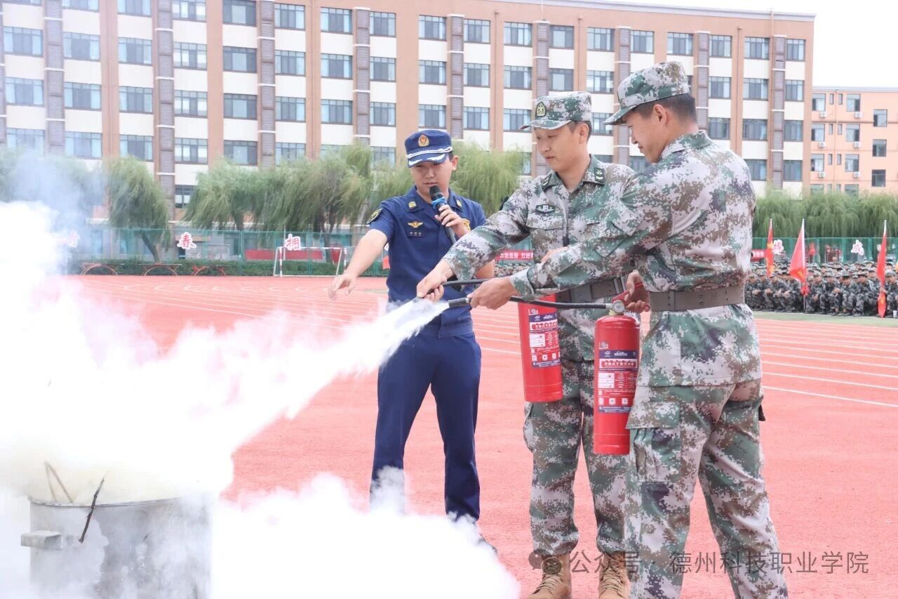 少妇被又大又粗又爽久久