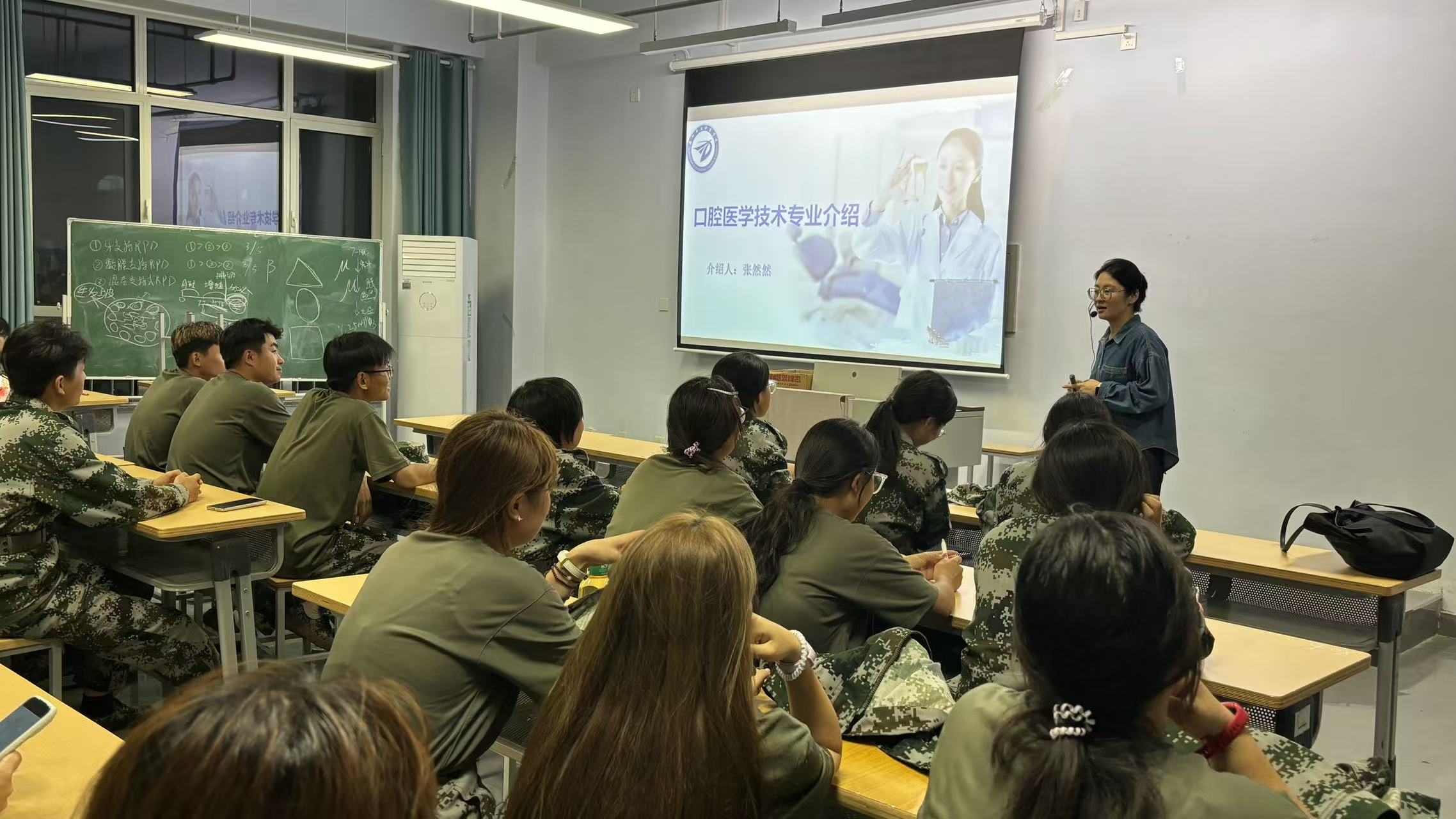 少妇被又大又粗又爽久久