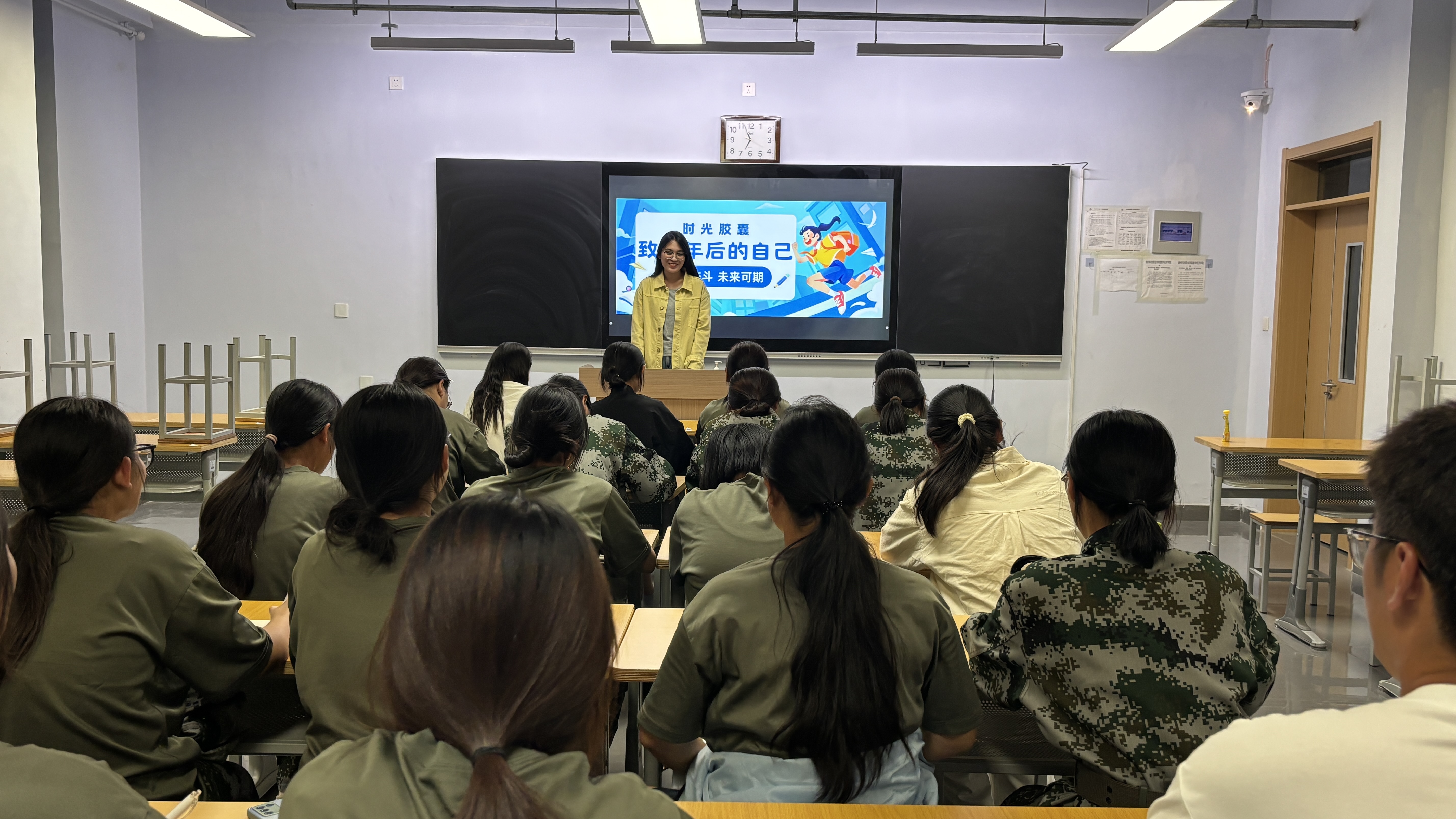 少妇被又大又粗又爽久久