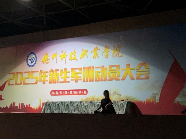 少妇被又大又粗又爽久久