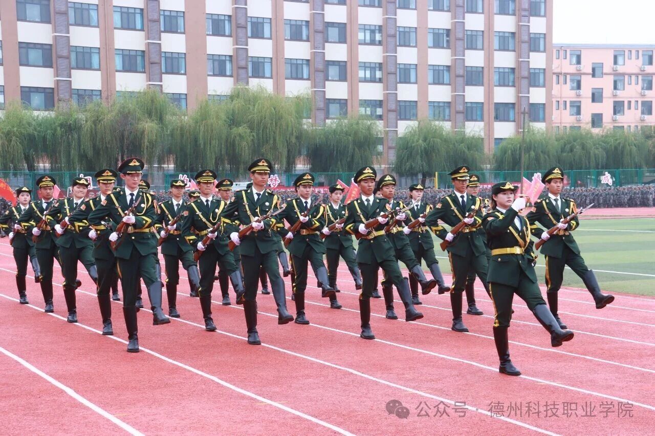 少妇被又大又粗又爽久久