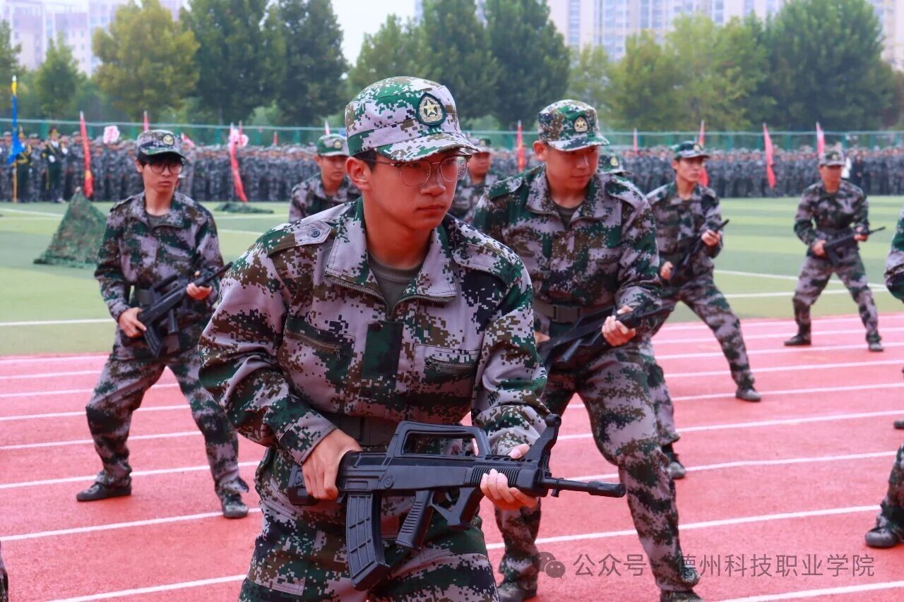 少妇被又大又粗又爽久久