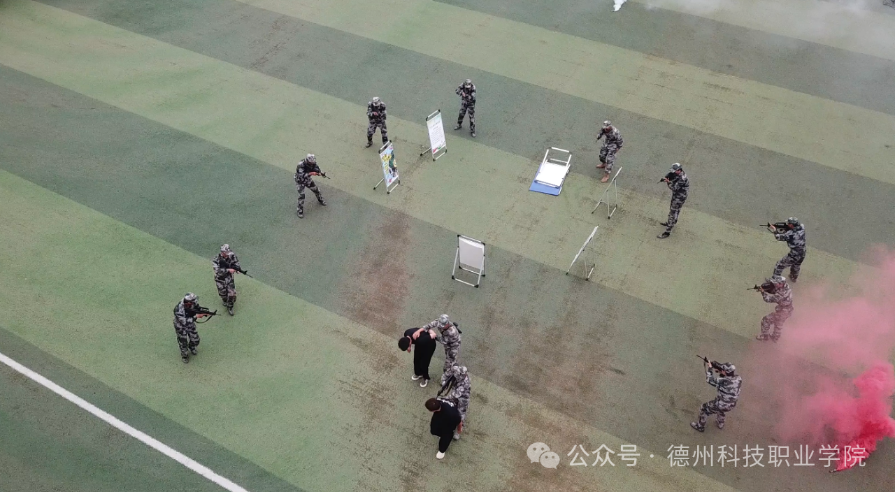 少妇被又大又粗又爽久久