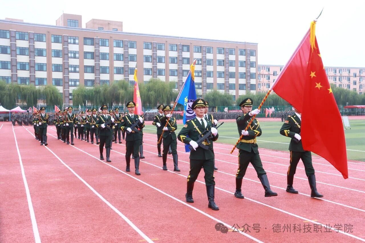 少妇被又大又粗又爽久久