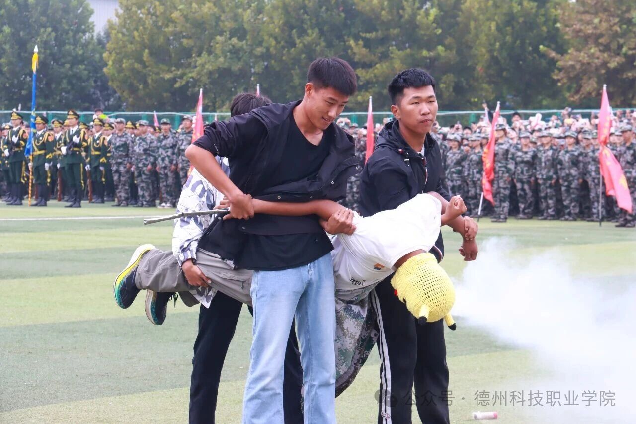 少妇被又大又粗又爽久久