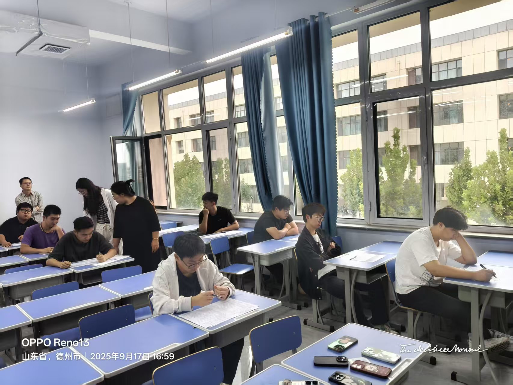 少妇被又大又粗又爽久久