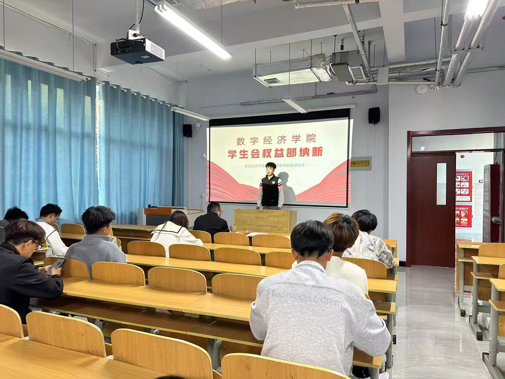 少妇被又大又粗又爽久久