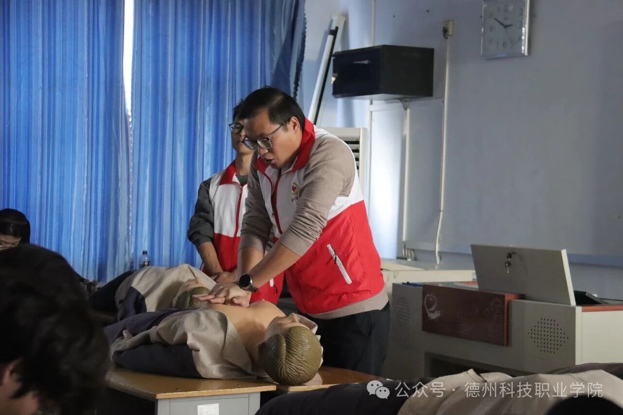 少妇被又大又粗又爽久久