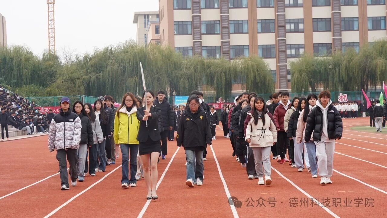 少妇被又大又粗又爽久久