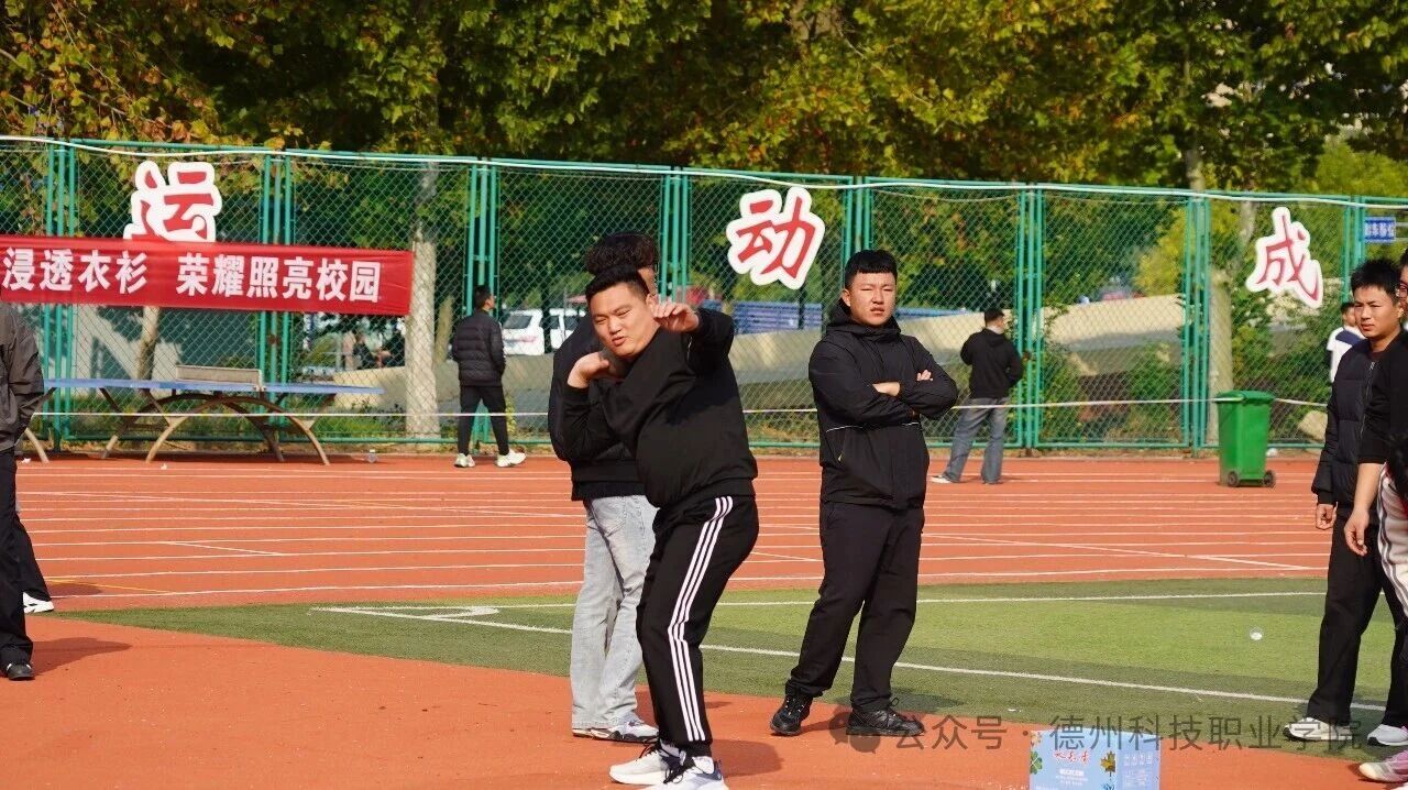 少妇被又大又粗又爽久久