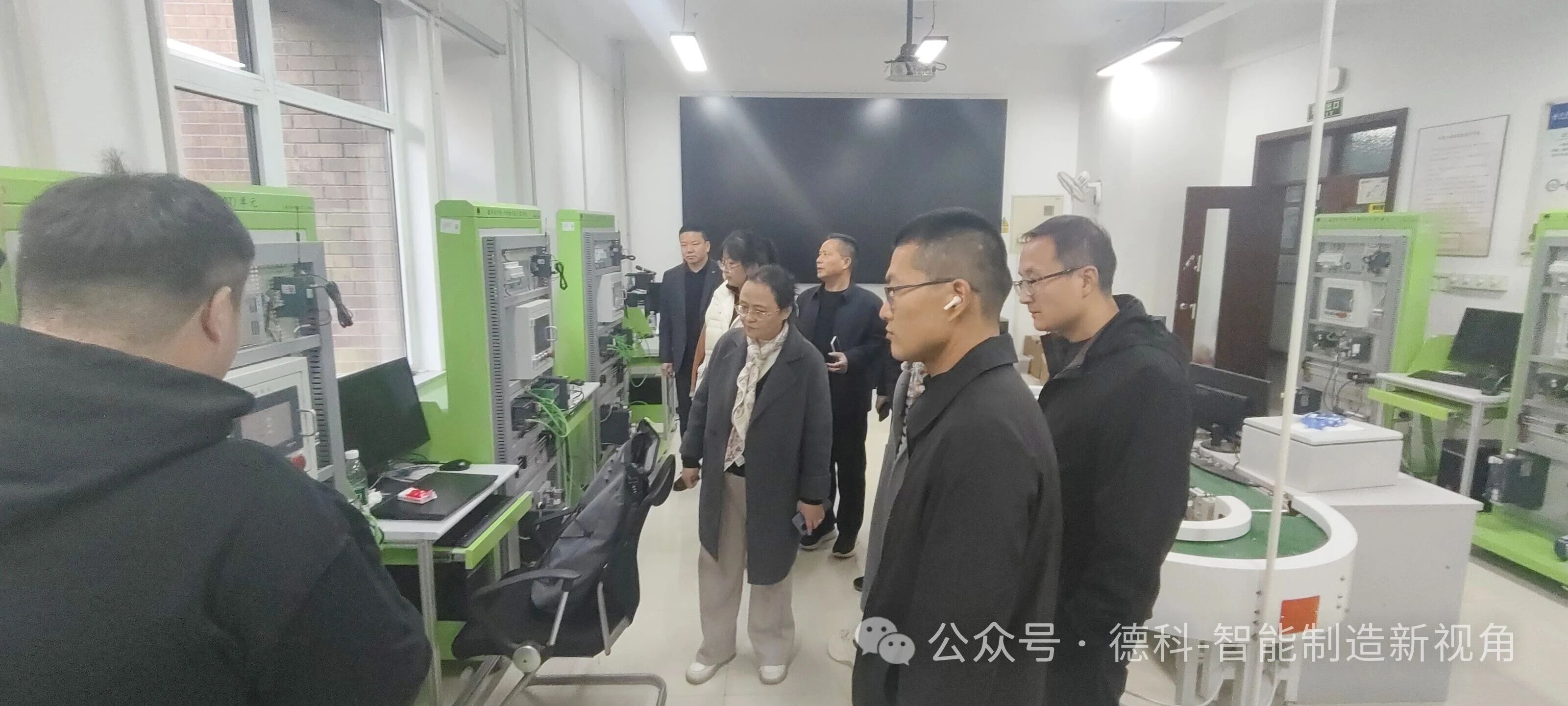 少妇被又大又粗又爽久久