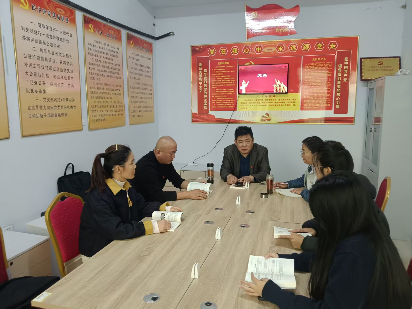 少妇被又大又粗又爽久久