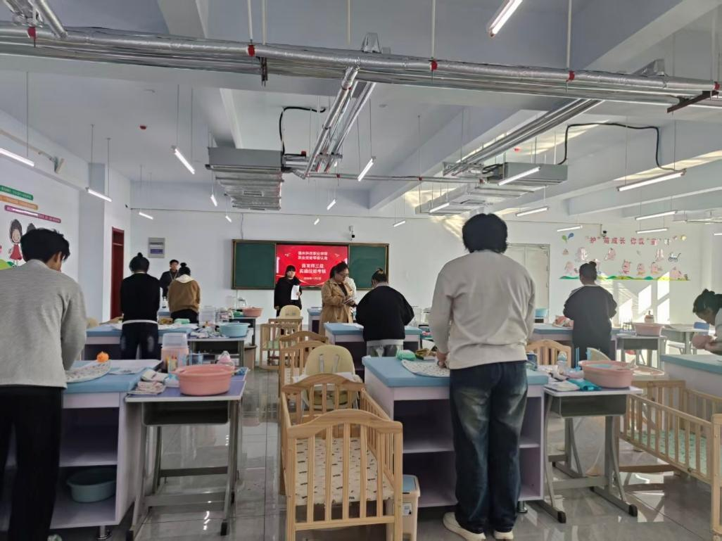 少妇被又大又粗又爽久久