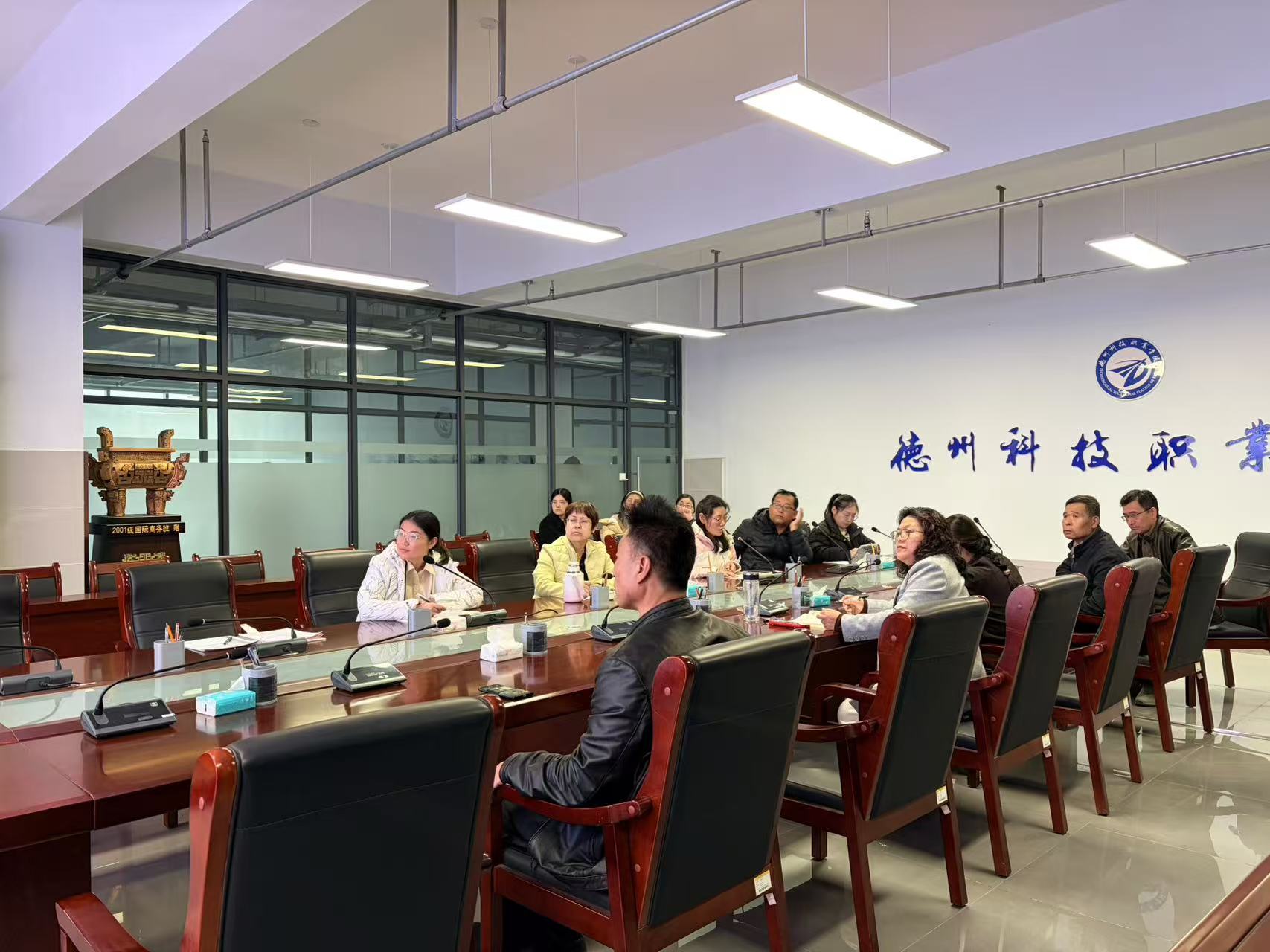 少妇被又大又粗又爽久久