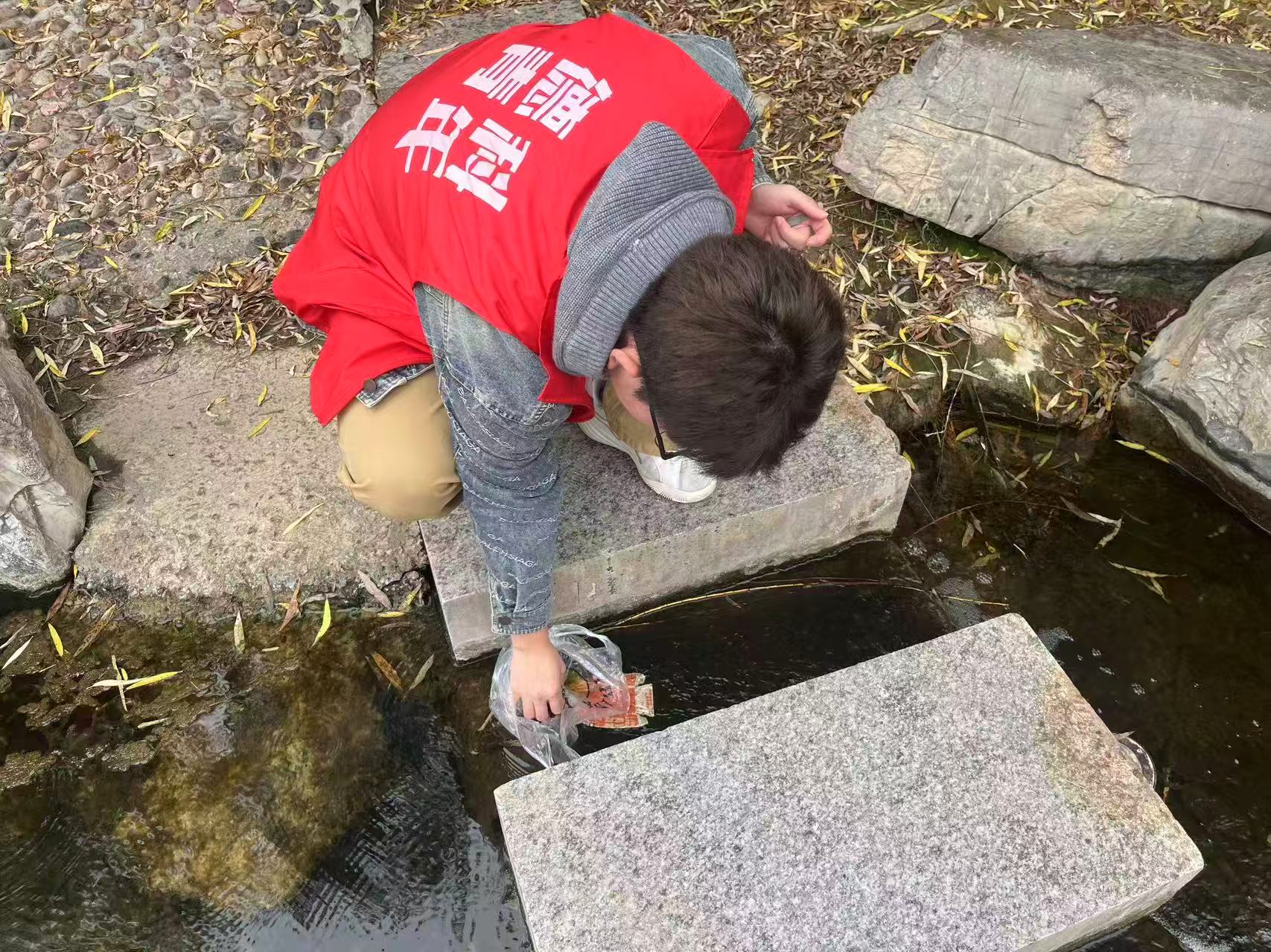 少妇被又大又粗又爽久久