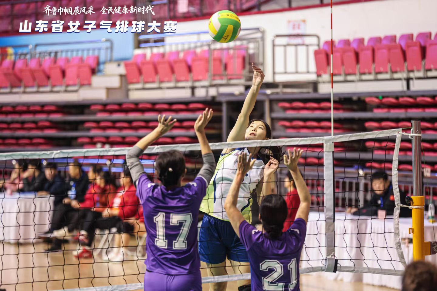 少妇被又大又粗又爽久久