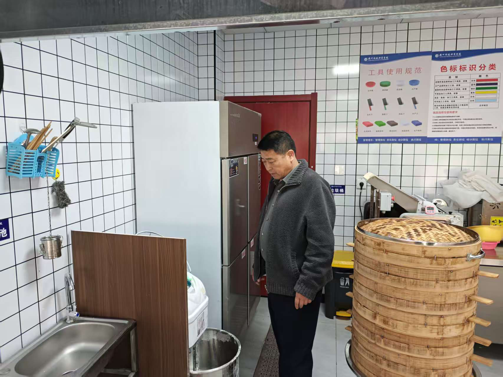 少妇被又大又粗又爽久久