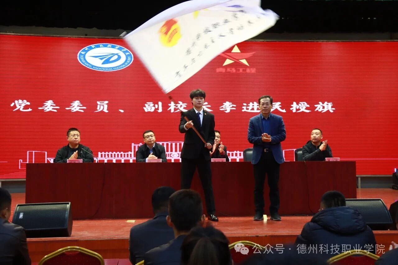 少妇被又大又粗又爽久久