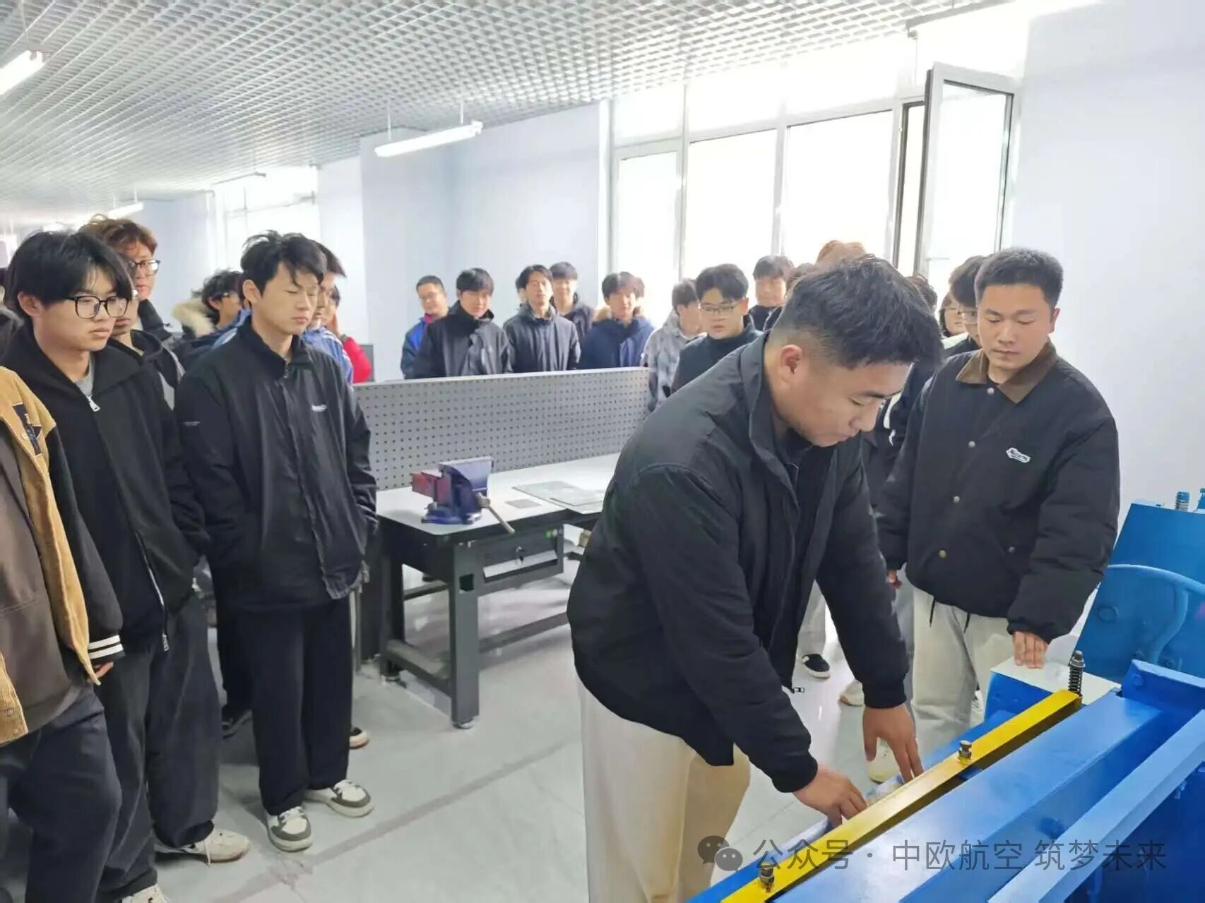 少妇被又大又粗又爽久久