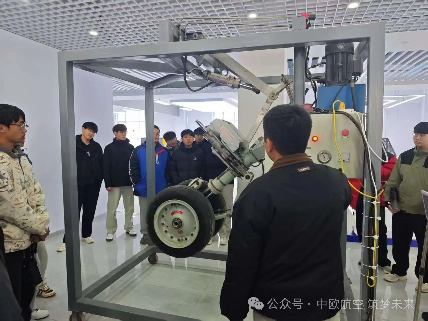 少妇被又大又粗又爽久久