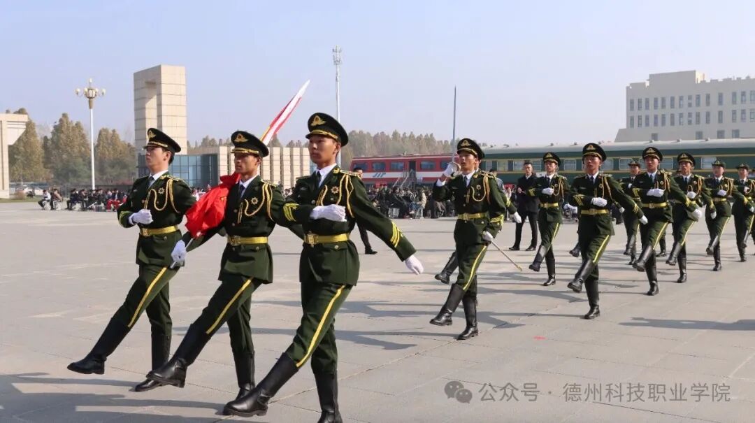 少妇被又大又粗又爽久久