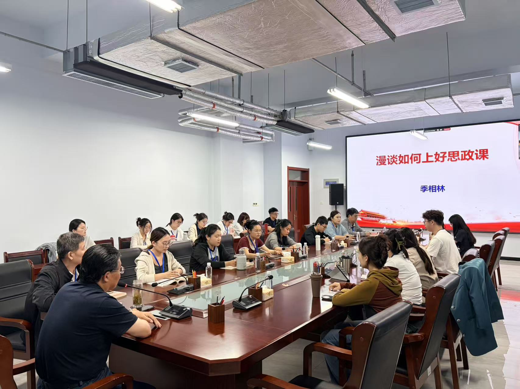 少妇被又大又粗又爽久久