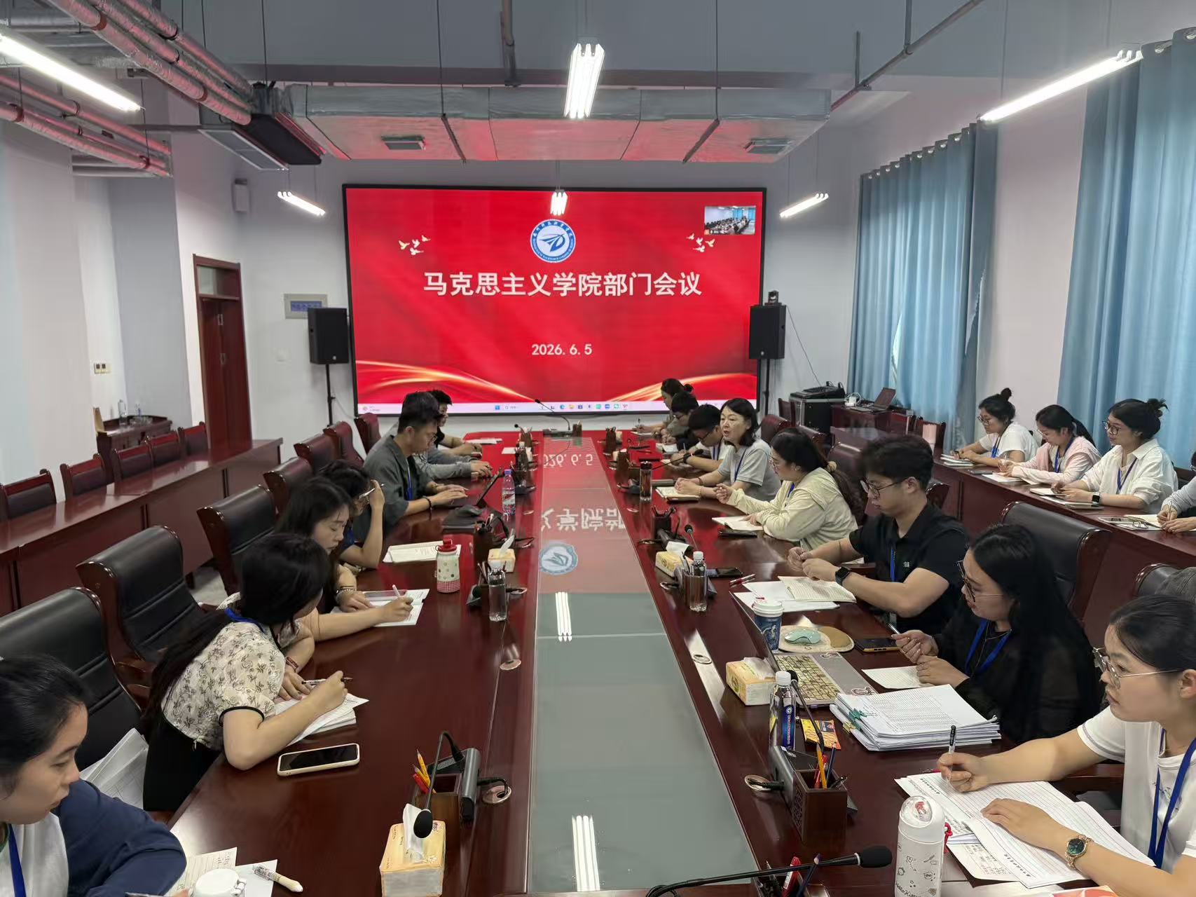 少妇被又大又粗又爽久久